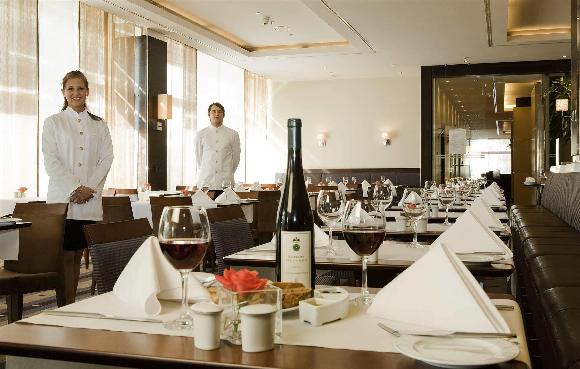 Hotel Pullman Newa 4*